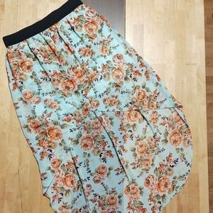 Floral Skirt by Lemondrop